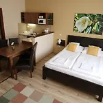 Gellény Lux Appartement Gyula