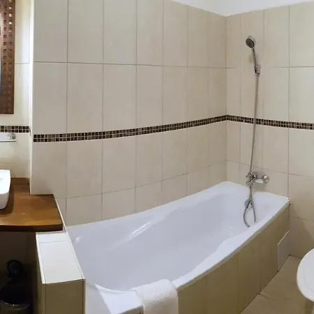 Gelleny Lux Apartment